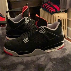Air Jordan 4 Retro Breds